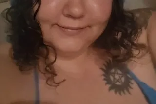 140hhr 220hr 300 2hrs massage with all amenities... Lets Chill not be green and pinch one another to see how real we are💚... (outcalls only) - Image 10