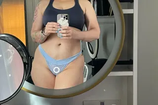 Today Available Your Queen Mom... - Image 1