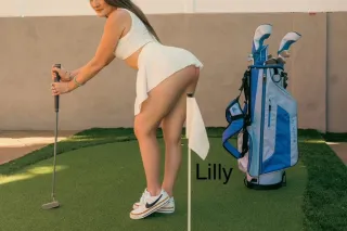 Sexy Sweet Petite Treat Now Visiting - Image 2